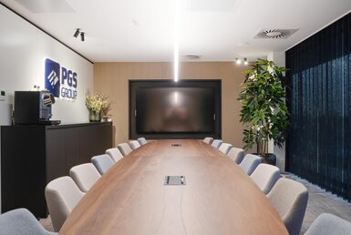 Salle de reunion sur mesure pgs group